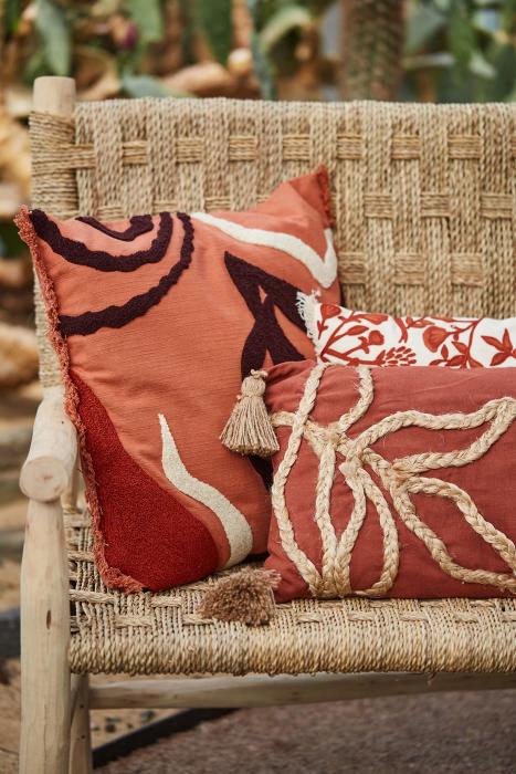 Broderies sur coussins
